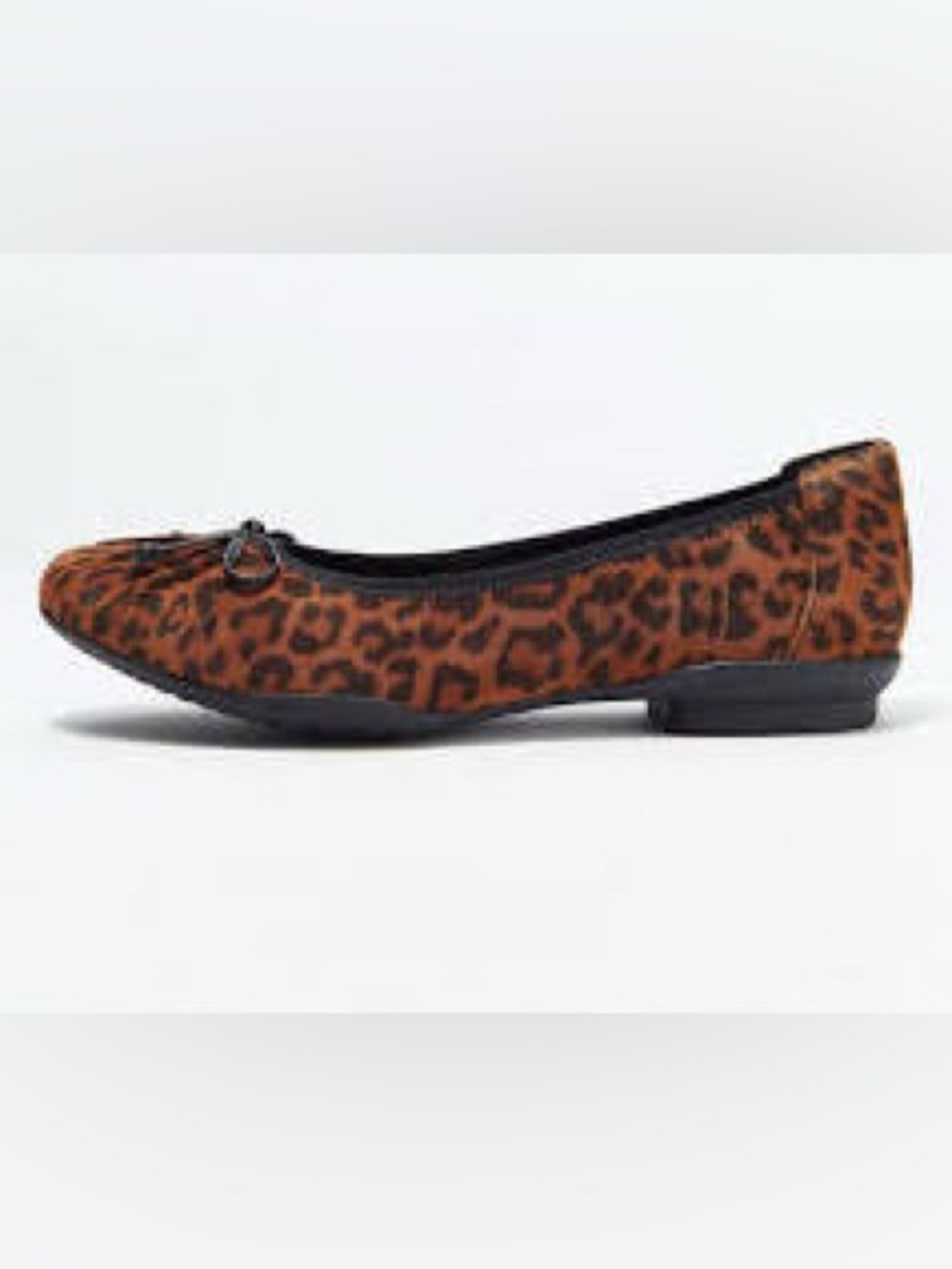 Clarks Collection Sara Aster Leopard Suede Ballet Flats NWOT 6.5